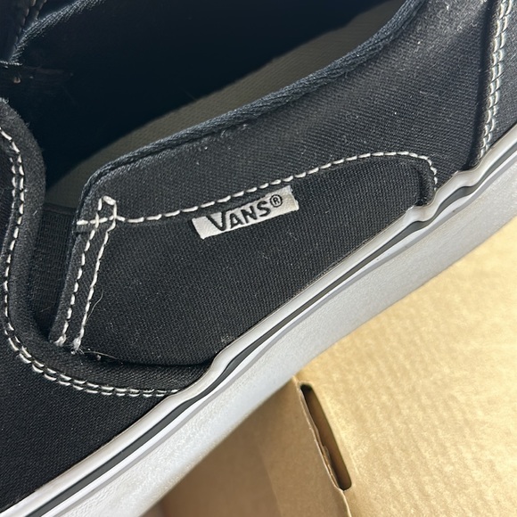 VANS Black Canvas Slip on Skater Shoes. Women’s Size 10. Like New. - Picture 7 of 9